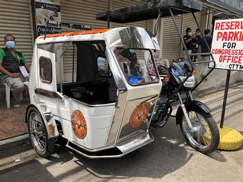 FILIPINA TRIKE PATROL